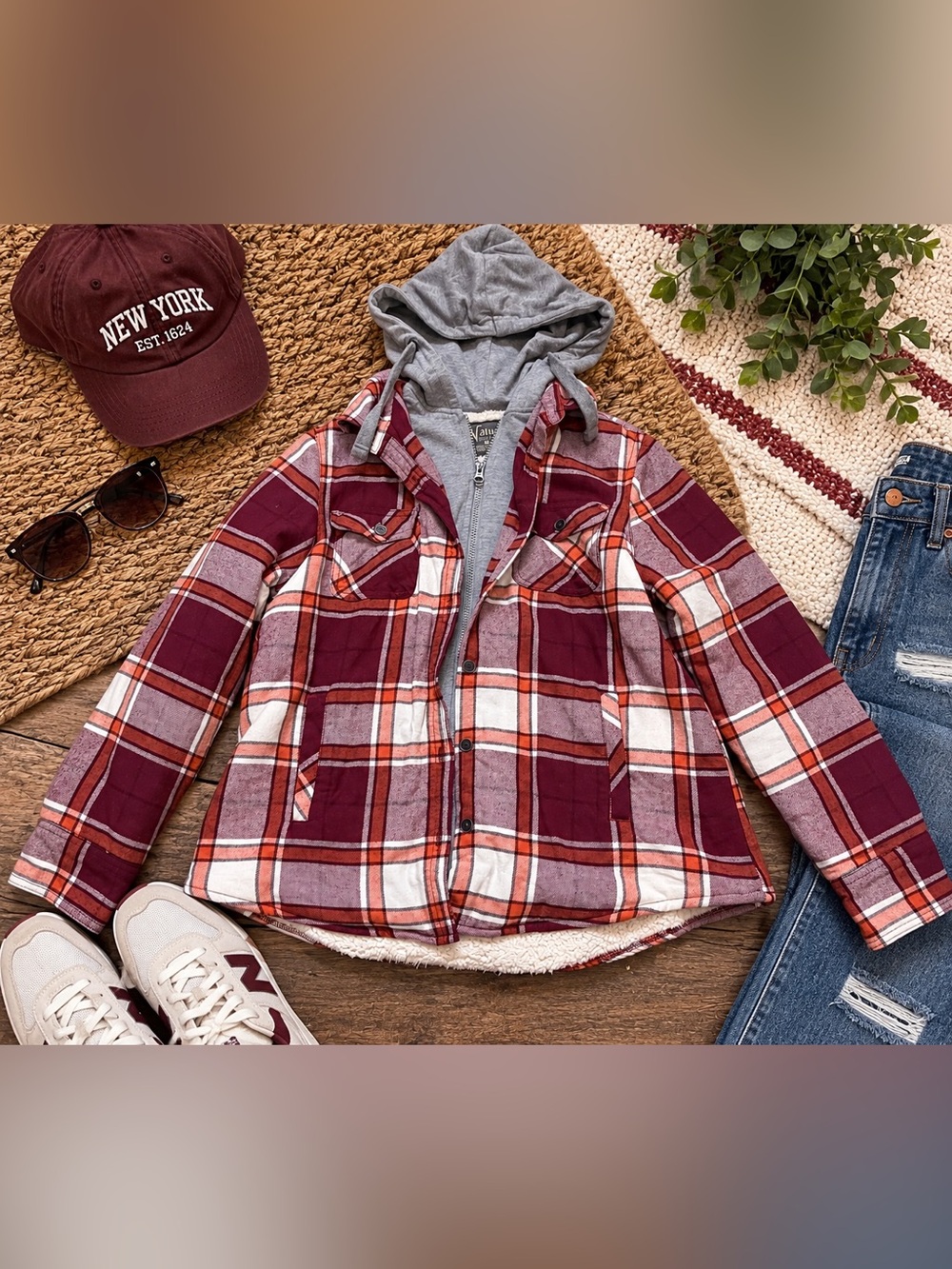 Natural Reflections Women’s M Plaid Sherpa Lined Hooded Shacket Burgundy